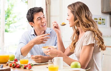 Диетологи назвали пять главных ошибок во время завтрака
