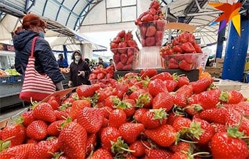 Холодный май ударил по клубнике