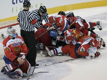Хоккейная сборная Беларуси обыграла по буллитам команду Чехии в матче Евровызова