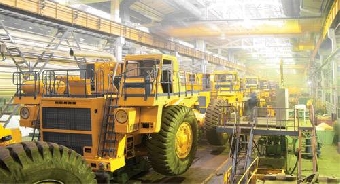 Беларусь заинтересована в создании СП в машиностроении с зарубежным капиталом - Семашко