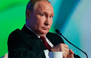 В РФ отреагировали на призыв петербургских депутатов, обвинивших Путина в госизмене