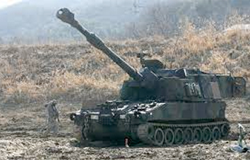 Украинские артиллеристы показали видео работы САУ «Паладин» по позициям московитов