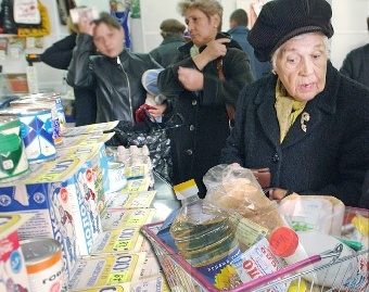 Перечни социально значимых товаров и услуг в Беларуси сокращены