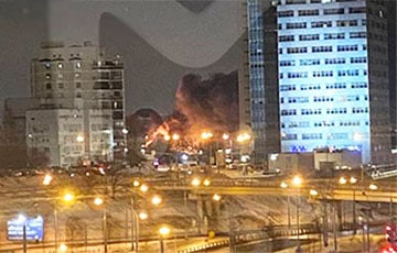 В Москве вспыхнул масштабный пожар на Новый год