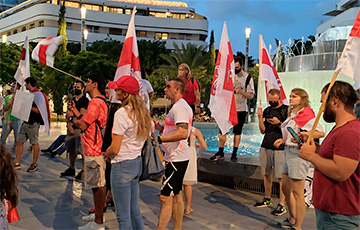 В Тель-Авиве проходит акция солидарности с народом Беларуси