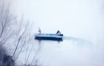 Под Херсоном моторная лодка московитских оккупантов подорвалась на собственной мине
