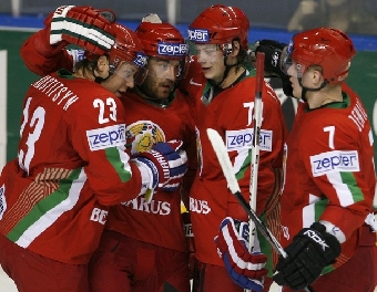 Капитан хоккейной сборной Беларуси Алексей Калюжный временно покинул расположение команды