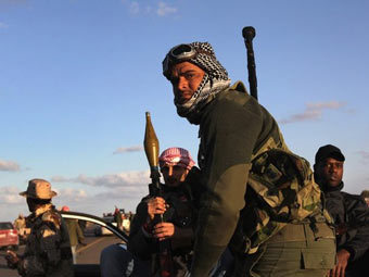 Ливийские повстанцы сообщили о поставках оружия из Италии