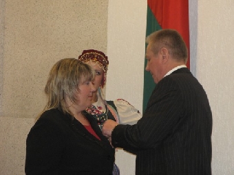 Орденом Матери в Беларуси награждены 6 тыс. 612 женщин