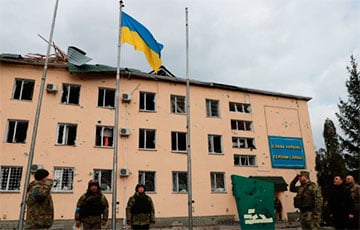 Украинские флаги подняты над подразделениями пограничников Черниговщины