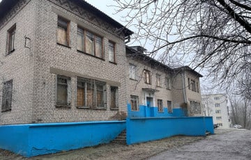 В Минске продают заброшенное общежитие