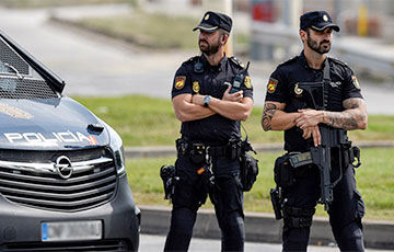 Испанская полиция подтвердила задержание блогера-предателя Шария
