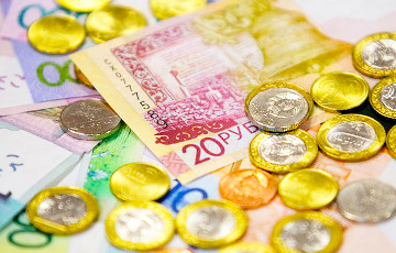 Эксперт: Белорусский рубль ждет тяжелое полугодие