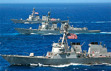 Американские силы в Красном море подверглись массированной атаке беспилотниками