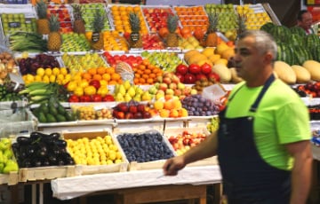 В Беларуси сняли запрет на ввоз овощей и фруктов из «недружественных стран»