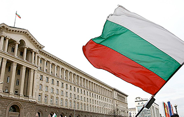 Болгария останавливает выдачу московитам виз