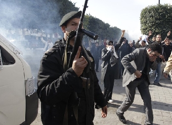 Протестующих минчан разгоняли слезоточивым газом (Видео, фото)