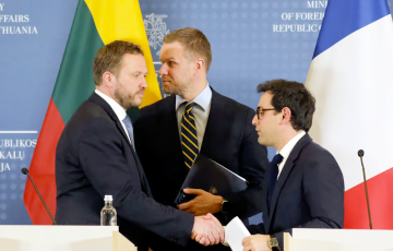 Politico: Франция создает альянс стран, готовых отправить войска в Украину
