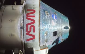 Историческая лунная миссия «Артемида-2» успешно завершена