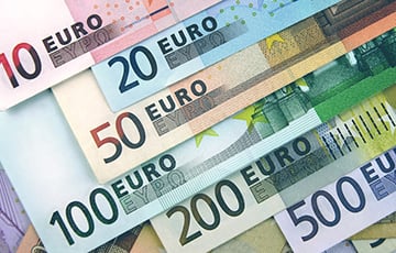 Евро на торгах в Минске добрался почти до трех рублей
