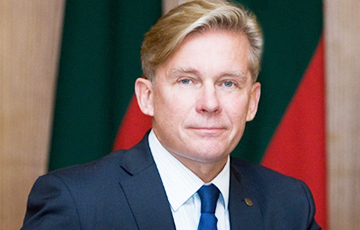 Экс-глава МИД Литвы: Снятие санкций с белорусского режима было ошибкой