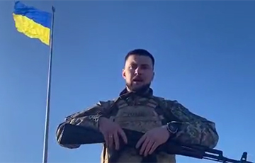 «Украина бьется и за вашу свободу»: рэпер Ярмак с блокпоста обратился к беларусам