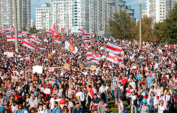 За участие в протестах задержали семейную пару