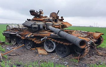 Эксперт: РФ потеряла в Украине все боевые танки, которые были в строю до 24 февраля