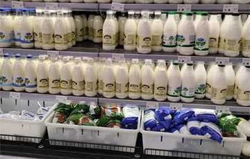 Беларусов будут приучать к молоку в пакетах и бутылках