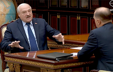 Телеграм-каналы: Лукашенко отдал приказ Вольфовичу о вступлении в войну