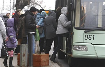 В Минске контролер в мороз высадила школьника из троллейбуса
