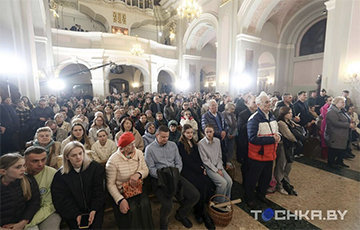 Католики встретили Пасху: как это было в Минске