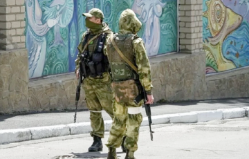 В Крыму пьяный московитский командир расстрелял солдата, потому что тот не брал трубку