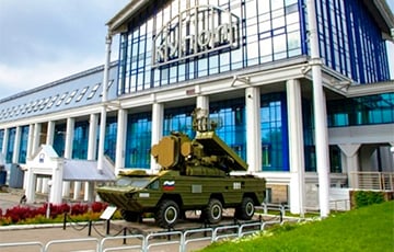 Появились спутниковые фото последствий удара по заводу «Купол» в Ижевске