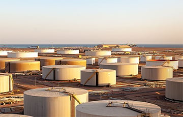 Иран пригрозил уничтожить нефтеобъекты стран Персидского залива