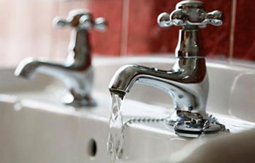 На улице холодно, начнут ли отключать в Минске в четверг горячую воду?