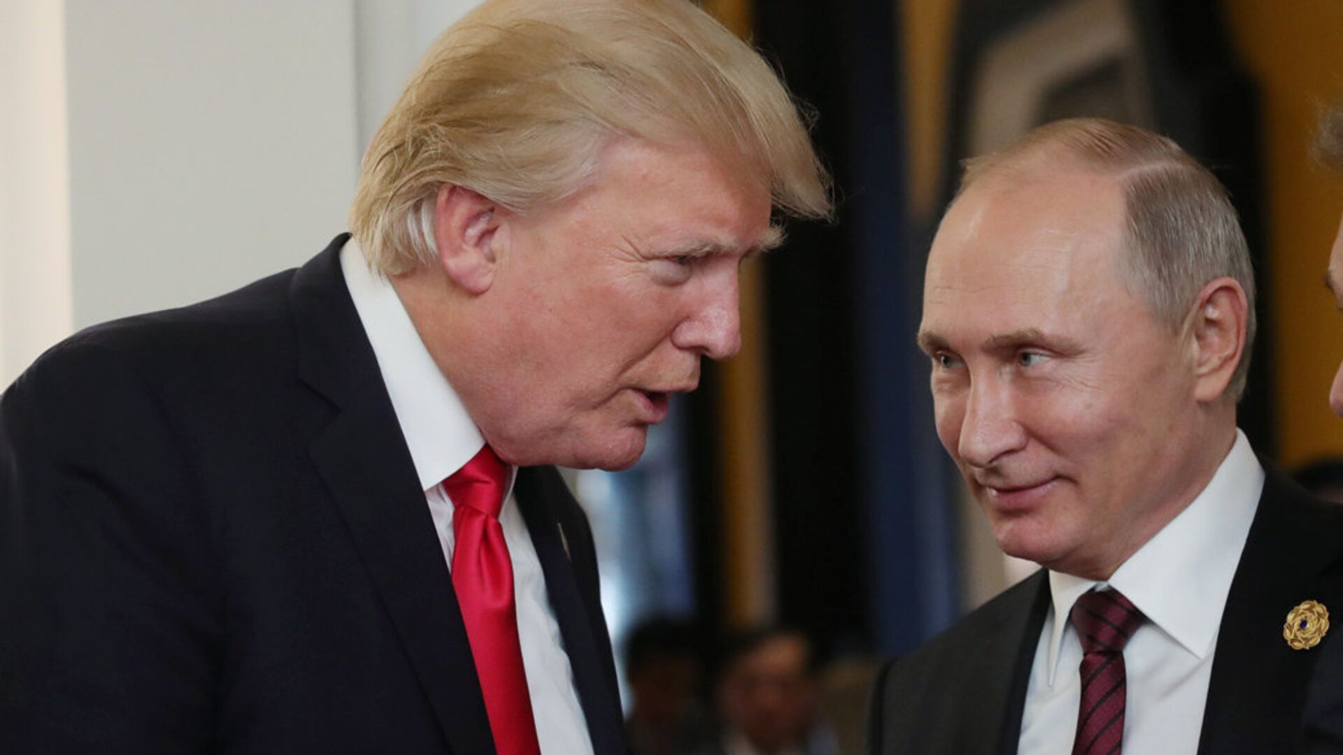 Трамп заявил, что не требует от Путина встречаться с Зеленским