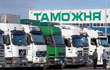 На выезде из Беларуси – многокилометровые очереди грузовиков