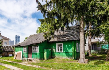 В Дроздах снова продают дом, который может впечатлить своими внешним видом и стоимостью