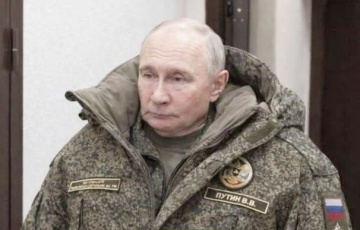 Путин катастрофически тормозит