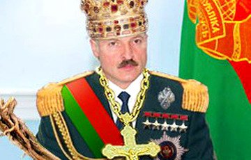 Лукашенко раздал ордена и медали