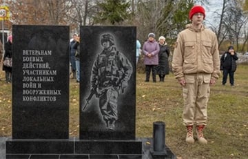 В Московии установили памятник солдату НАТО