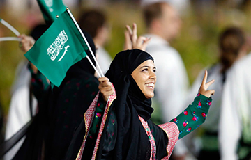 В Саудовской Аравии впервые в истории проходит неделя женской моды