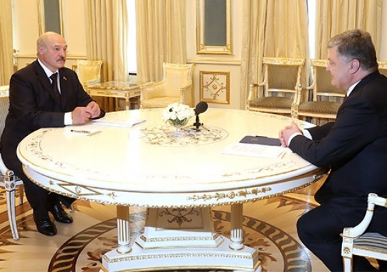 Лукашенко: Мы не торгуем и не дружим против кого-то