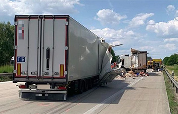 В Германии при столкновении четырех грузовиков погиб беларус