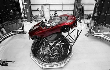 Илон Маск готов отправить cвой автомобиль к Марсу