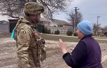 «Попейте, хлопчики»: как встречают украинских военных в освобожденных городах