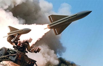 Зенитная управляемая ракета ЗРК MIM-23 Hawk успешно перехватила московитскую крылатую ракету Х-101