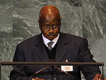 Президент Уганды призвал африканцев объединиться для полета на Луну