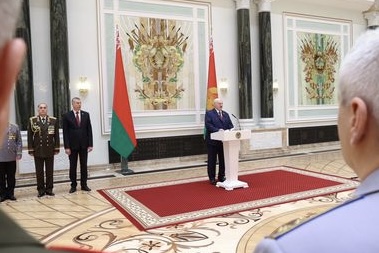 Лукашенко пообещал полностью решить квартирный вопрос одной категории беларусов в ближайшие годы